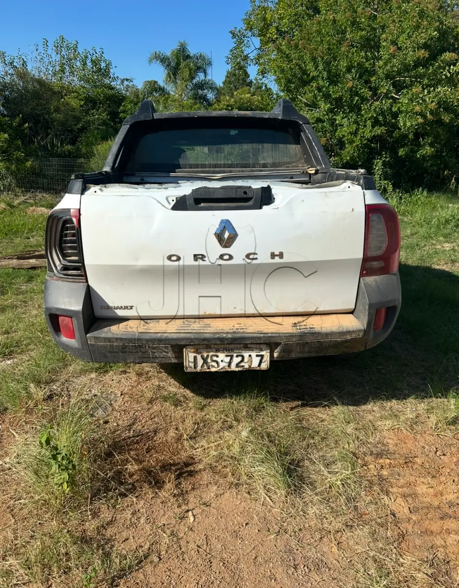 LOTE 015 - RENAULT OROCH EXP 2017