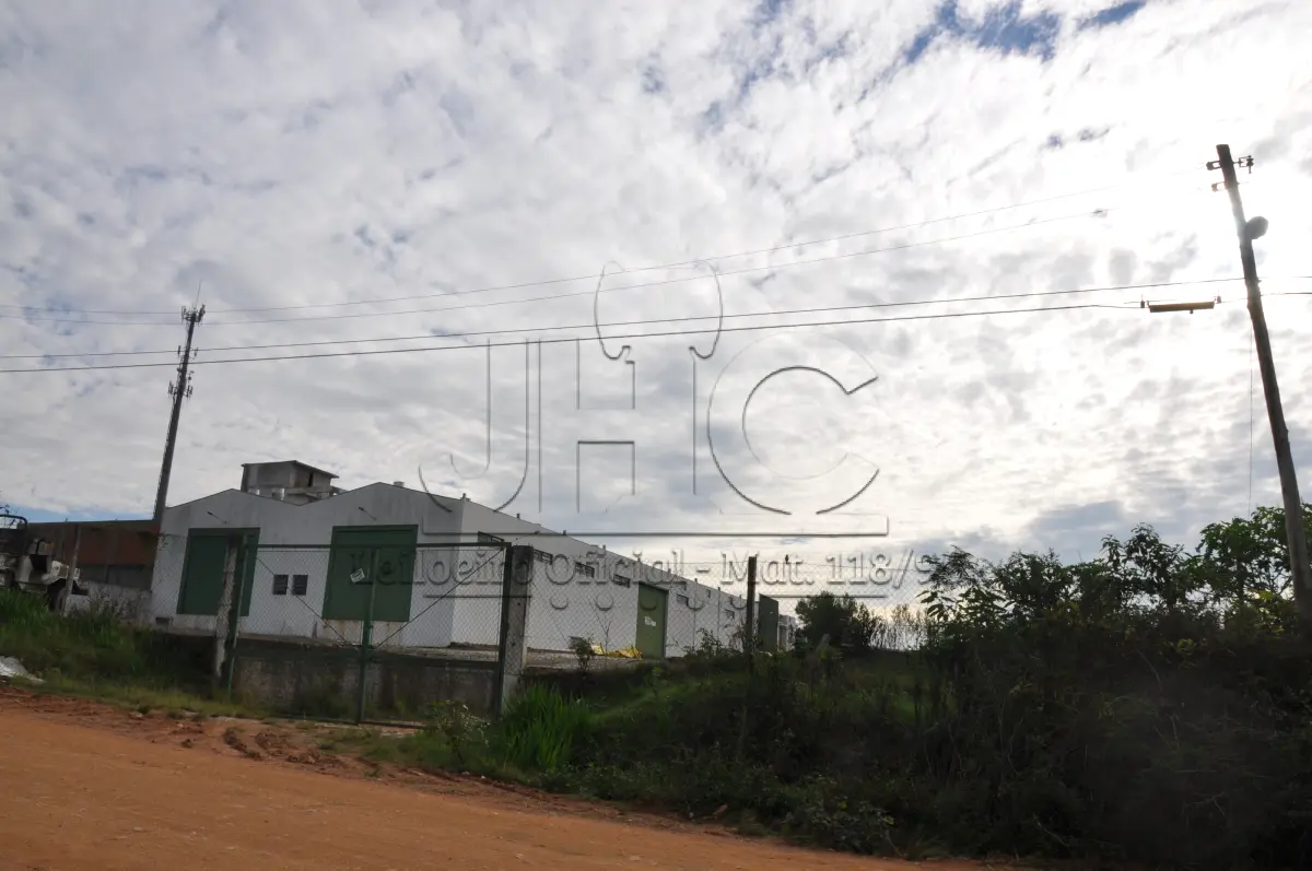LOTE 001 - GALPÃO INDUSTRIAL - FUNDO SANTA TECLA - BAGÉ/RS