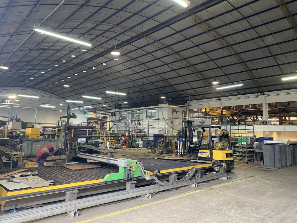 LOTE 001 - UM COMPLEXO DE PAVILHÕES INDUSTRIAIS EM CANOAS/RS - ÁREA DE 10.174,50 M²