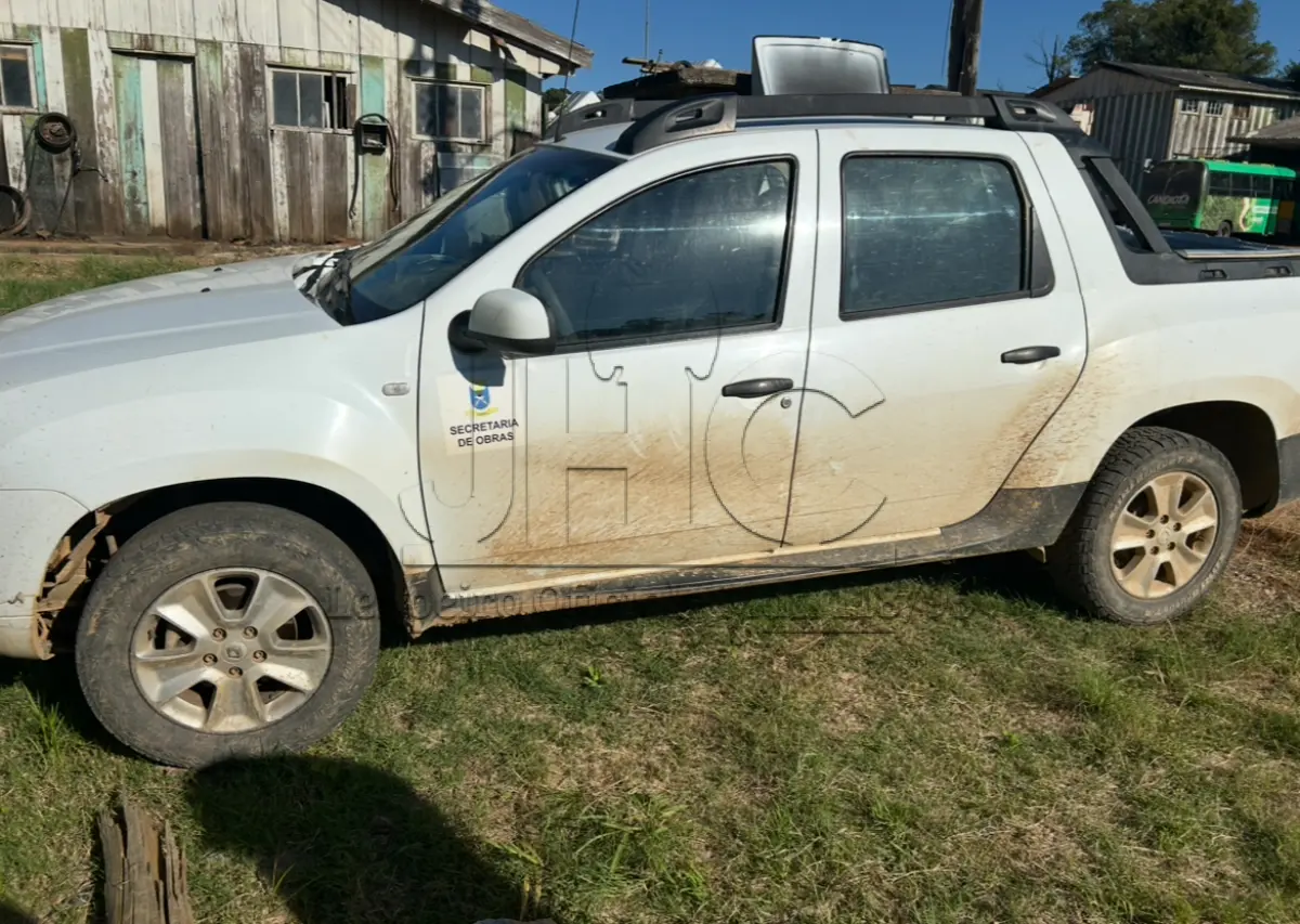 LOTE 015 - RENAULT OROCH EXP 2017