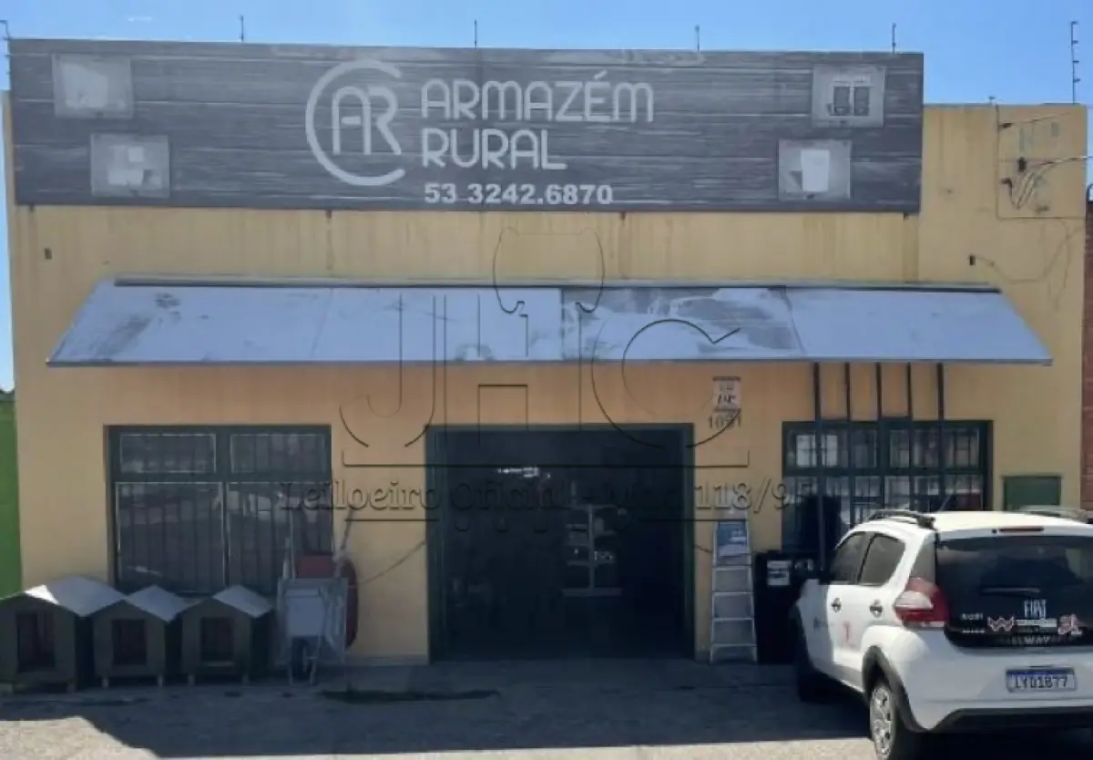 Foto de PRÉDIO DE ALVENARIA - GALPÃO COMERCIAL - AV. SANTA TECLA - BAGÉ/RS