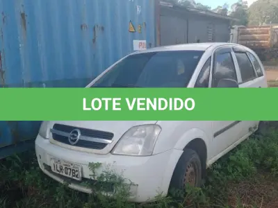 LOTE 0005 - UM AUTOMÓVEL GM/MERIVA, PLACA ILR8782, ANO 2004, COR BRANCA
