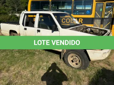 LOTE 008 - MITSUBISHI L 200 2002