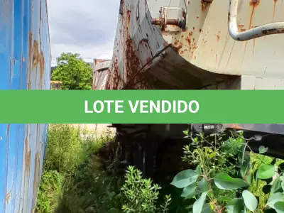 LOTE 007 - CAÇAMBA TOMBADA BRANCA