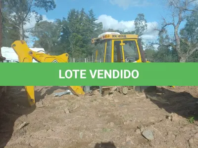 LOTE 0007 - UMA RETROESCAVADEIRA RANDON, ANO 2009, MOTOR MWM - MOTOR DE TRANSMISSÃO EM CONDIÇÕES, SEM PNEUS E SEM CONCHA TRASEIRA.