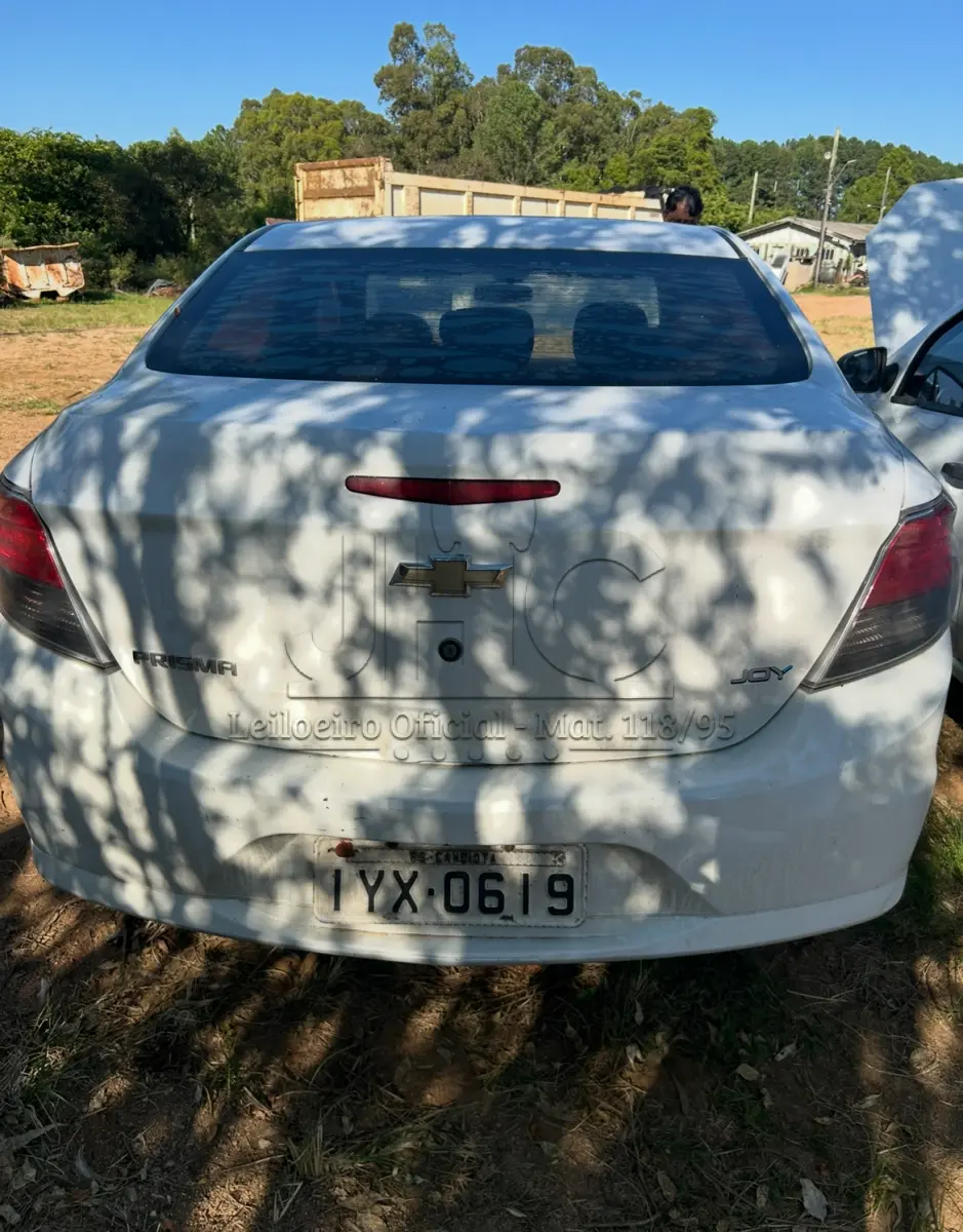 LOTE 006 - GM/PRISMA JOY 2018