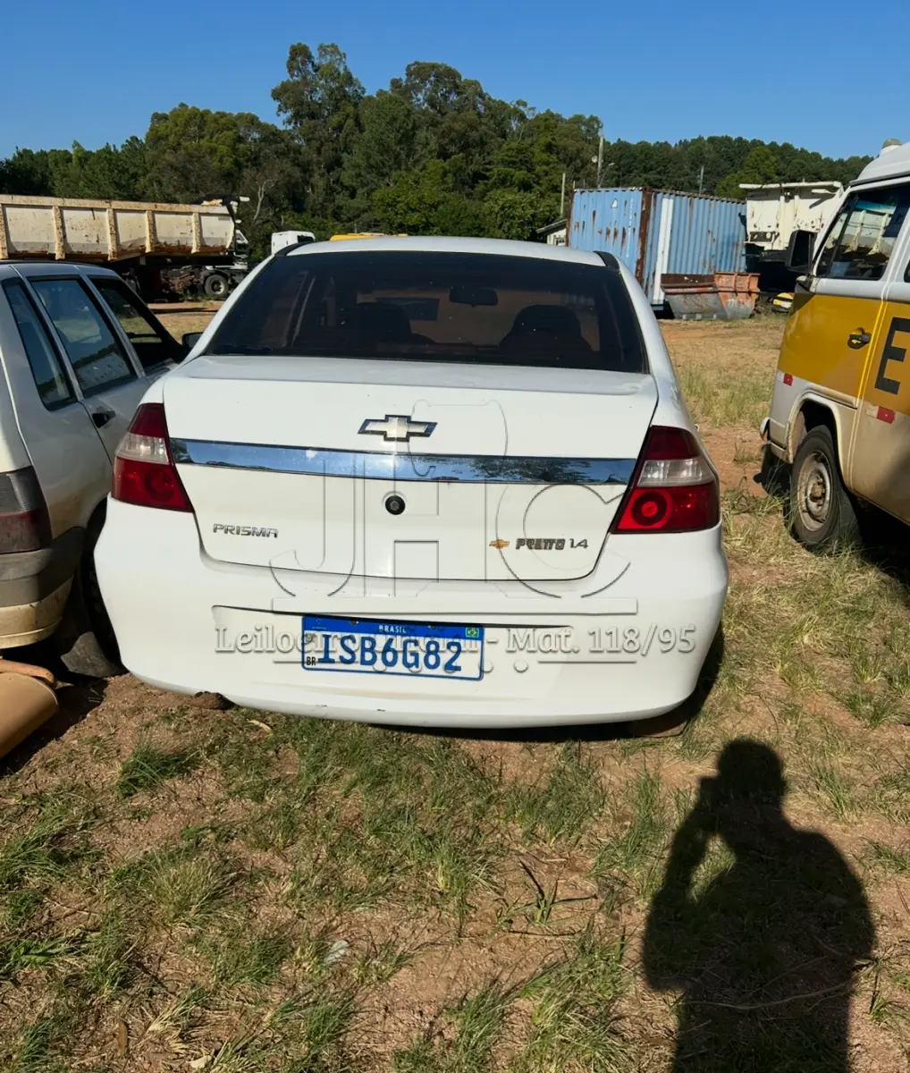 LOTE 002 - GM/PRISMA 2011