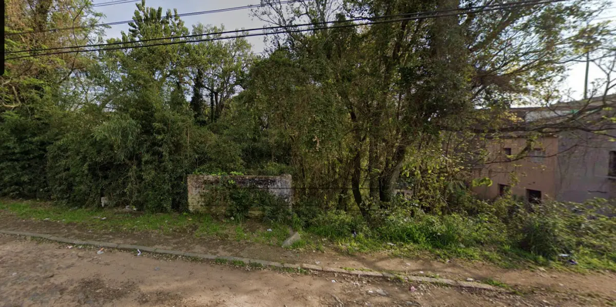 LOTE 001 - UM TERRENO NA RUA DR. PENA - CENTRO - BAGÉ/RS