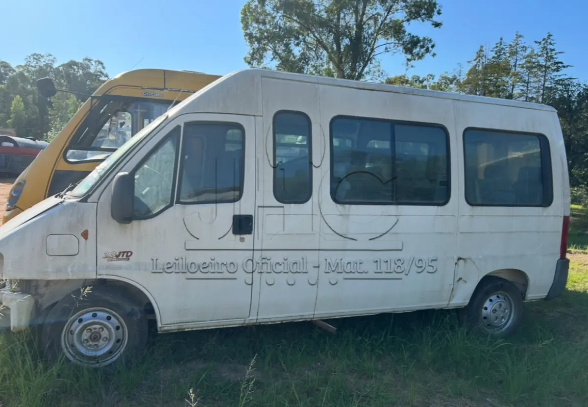 LOTE 013 - FIAT DUCATO VAN 2009