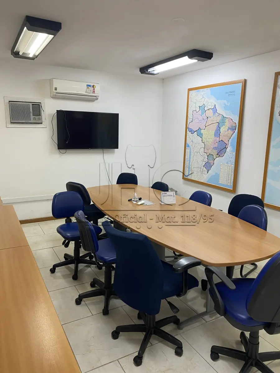 LOTE 001 - UM COMPLEXO DE PAVILHÕES INDUSTRIAIS EM CANOAS/RS - ÁREA DE 10.174,50 M²