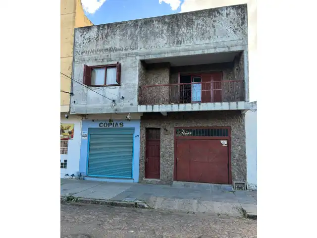 UM APARTAMENTO RESIDENCIAL NO CENTRO - AVENIDA TUPY SILVEIRA