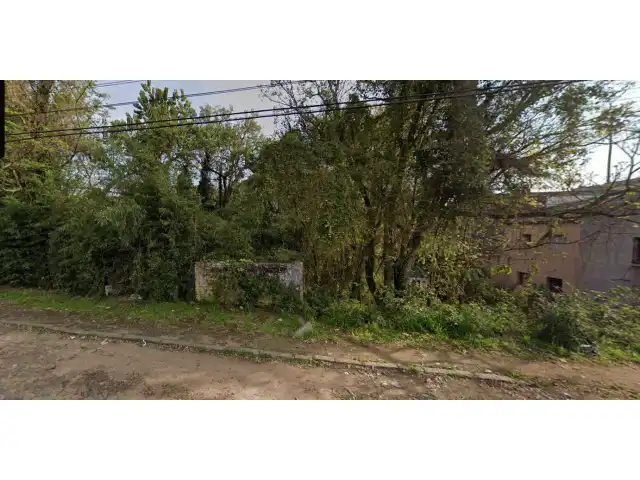 UM TERRENO NA RUA DR. PENA - CENTRO - BAGÉ/RS
