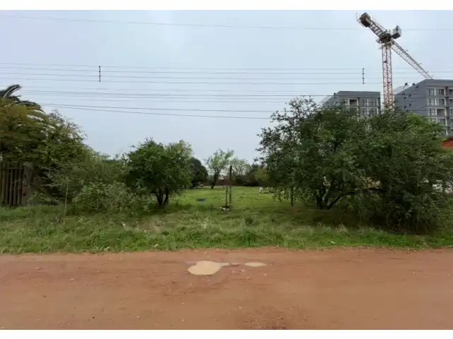 UM TERRENO 20X50 NA RUA ODILON ALVARES - BAGÉ/RS