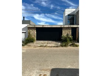 Lote 001 - um terreno de 249,15 m² na rua capitão maurício - todo murado - bagé/rs