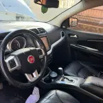 LOTE 001 - UM VEÍCULO FIAT FREEMONT PREC AT6, PLACA IVE-6198, ANO/MODELO 2013/2014