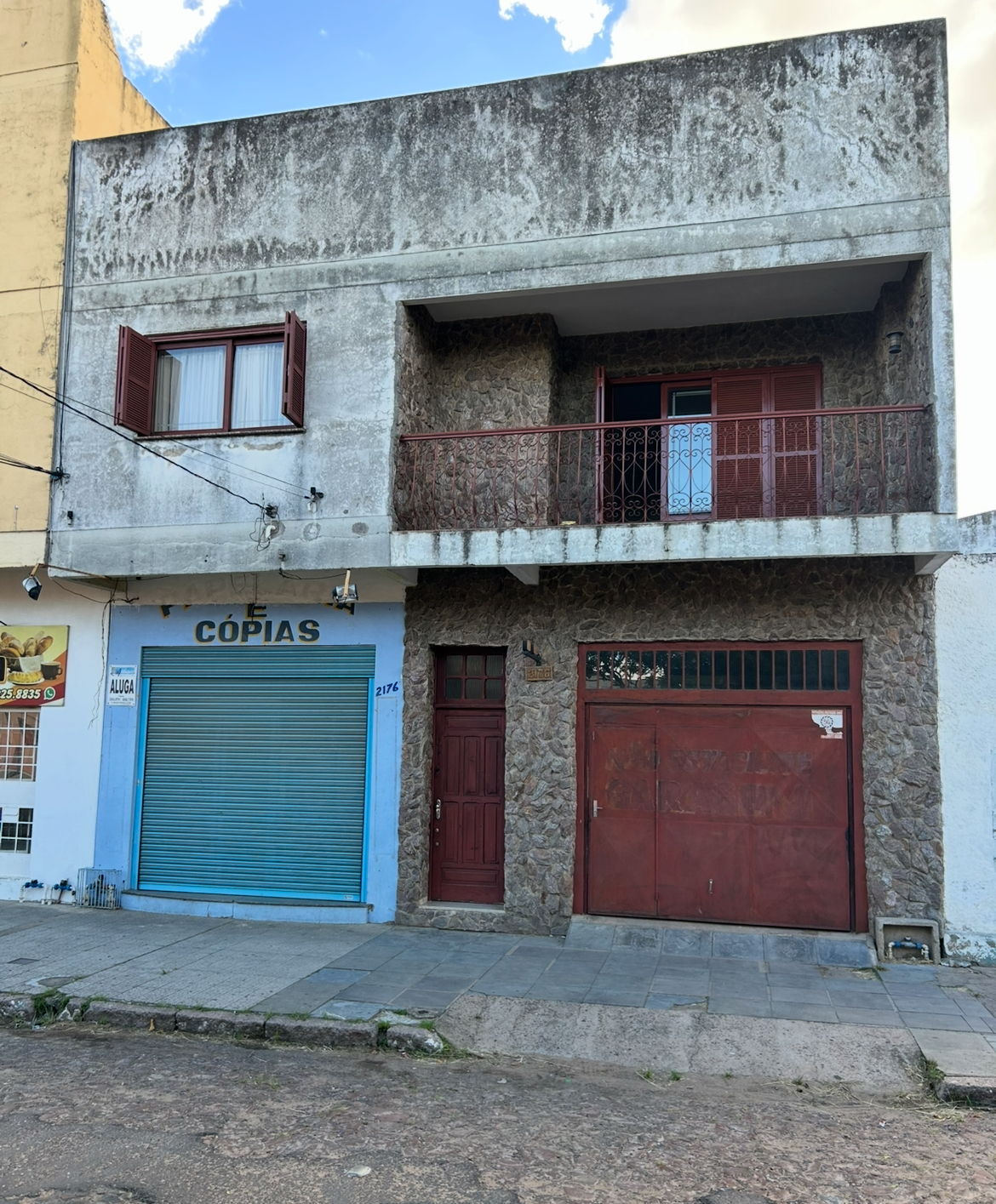 UM APARTAMENTO RESIDENCIAL NO CENTRO - AVENIDA TUPY SILVEIRA
