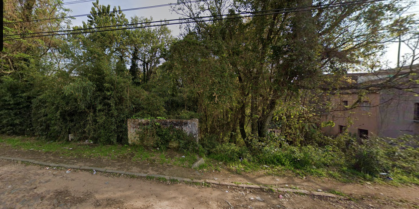 UM TERRENO NA RUA DR. PENA - CENTRO - BAGÉ/RS